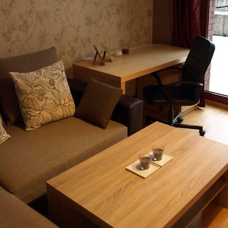 Apartament Przy Parku Wroclaw Ngoại thất bức ảnh