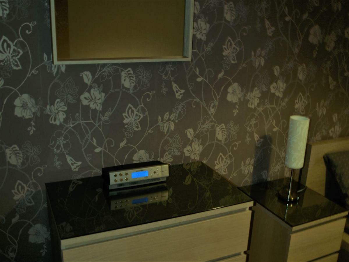 Apartament Przy Parku Wroclaw Ngoại thất bức ảnh